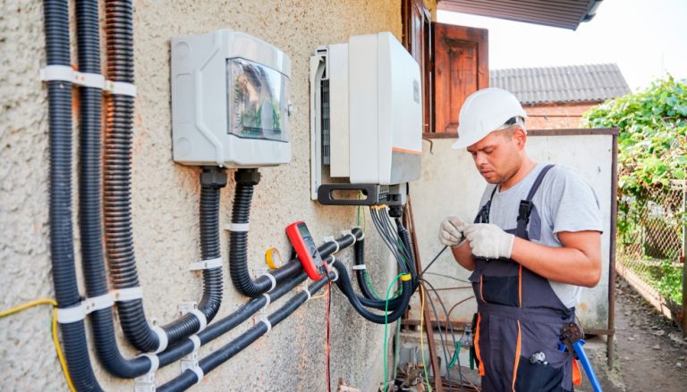 electricista en Carranque